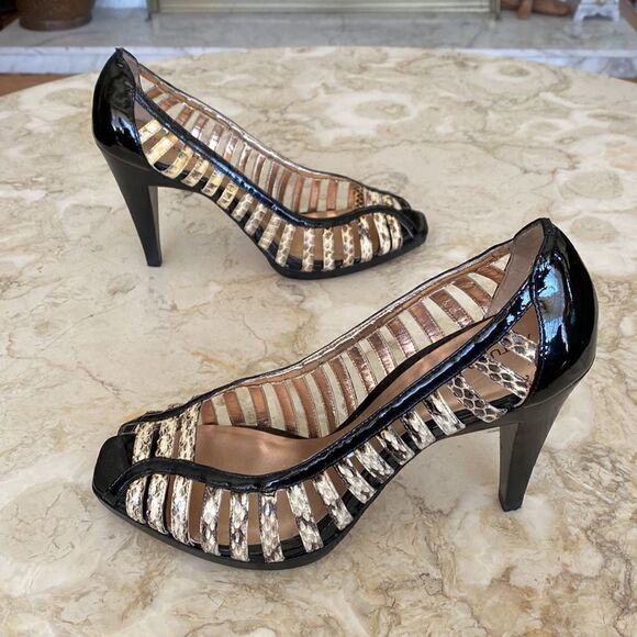 Arturo Chiang Peep Toe Snakeskin Embossed Leather Heels - Picture 4 of 13